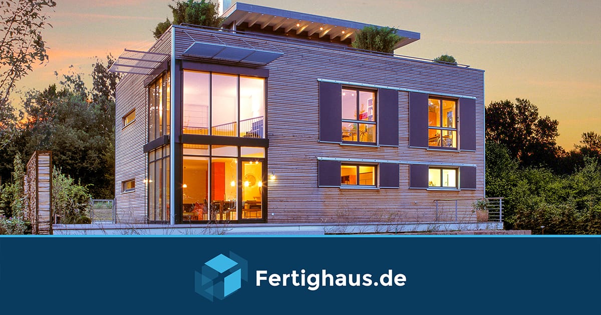 Haus mit Turm | Fertighaus.de